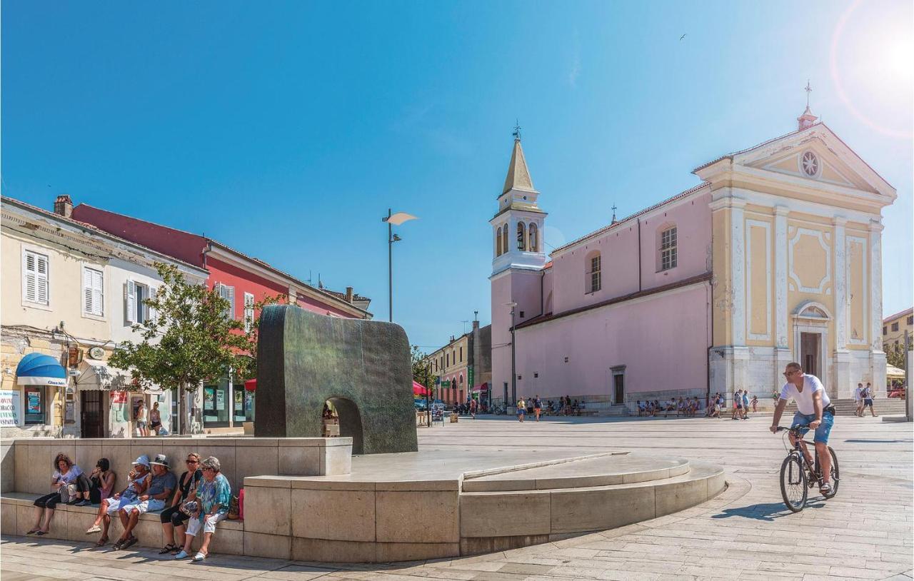 Pet Friendly Apartment In Porec With Wifi Exteriör bild