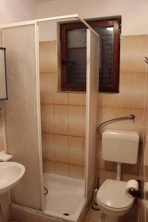 Pet Friendly Apartment In Porec With Wifi Rum bild